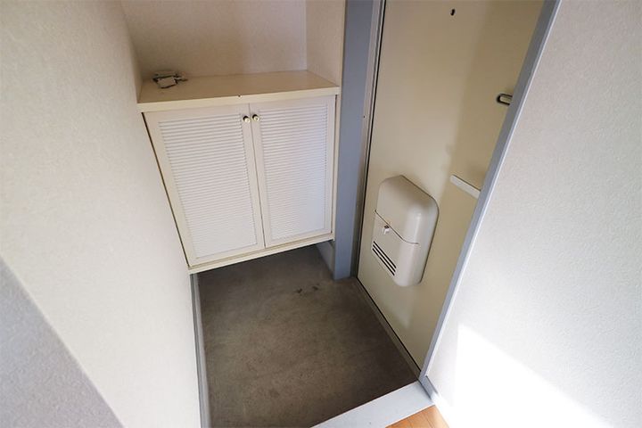 ほうれん荘7の玄関