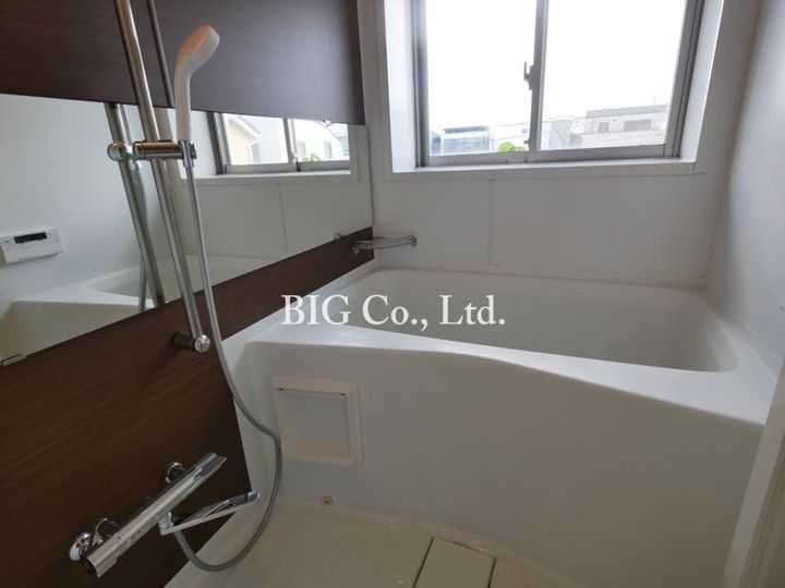 フレッグ目黒平町の風呂