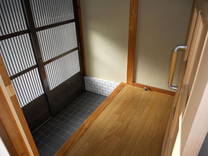 広島県東広島市西条町吉行(一戸建)の賃貸物件の玄関