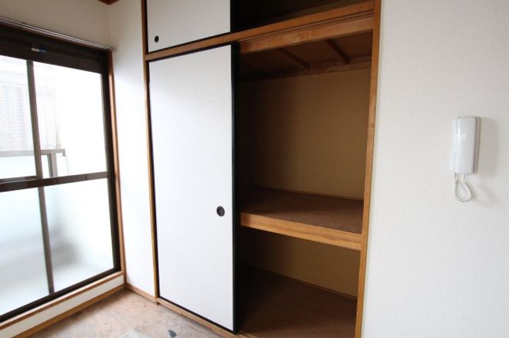 川島第3ビルの内装