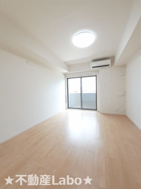 徳島県板野郡北島町鯛浜字川久保(アパート)の賃貸物件の居間