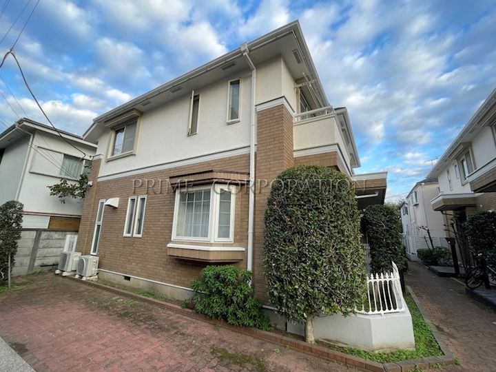 東京都世田谷区梅丘1(一戸建)の賃貸物件の外観