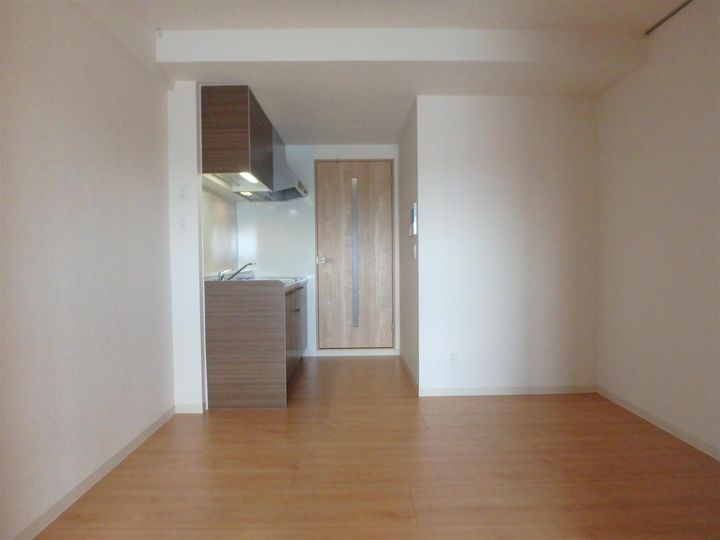 シェルグランデ六丁目の居間