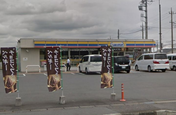 ナバルティAの周辺
