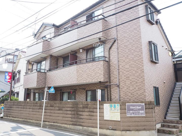 ホークロードの外観
