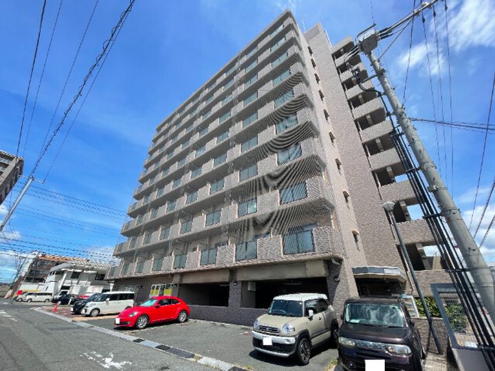 岡山県倉敷市老松町3の賃貸マンションの外観