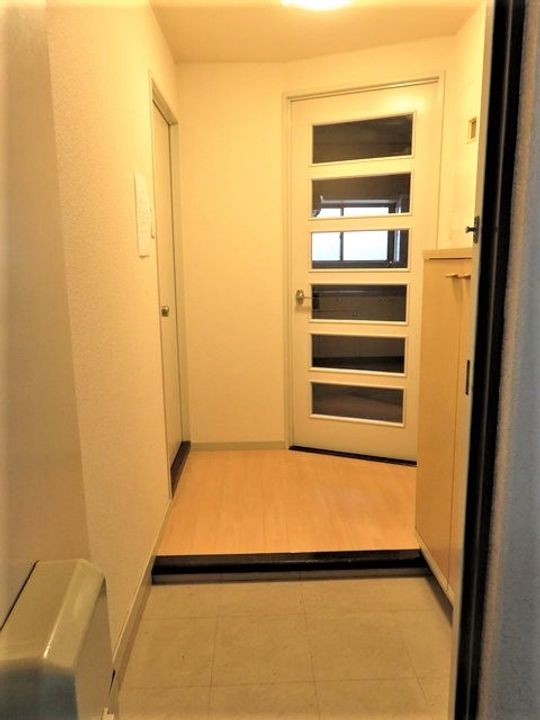 クレベール社ノ木の玄関