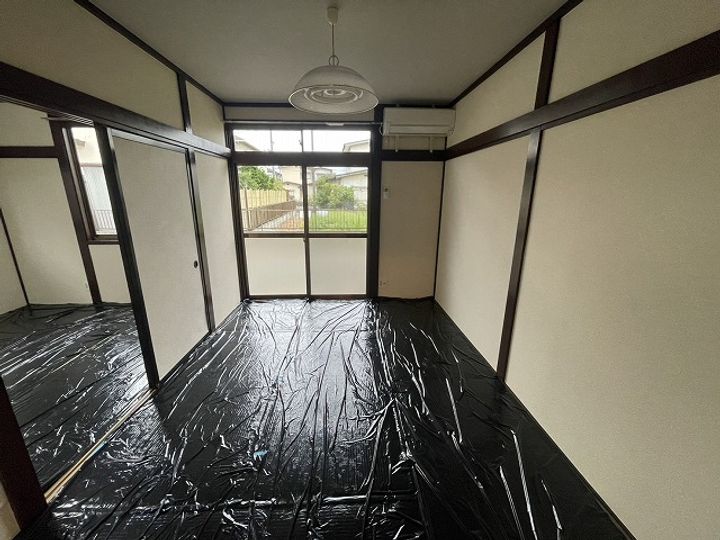 サンライズ袋原の内装