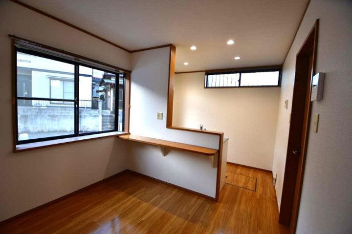 広島県広島市安佐南区大町西1(一戸建)の賃貸物件の居間