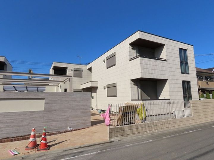 東京都稲城市矢野口(マンション)の賃貸物件の外観