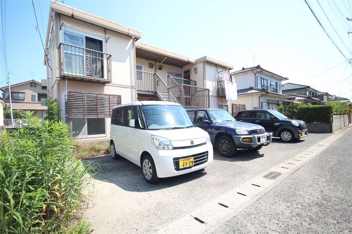 フォーレント西田代の外観