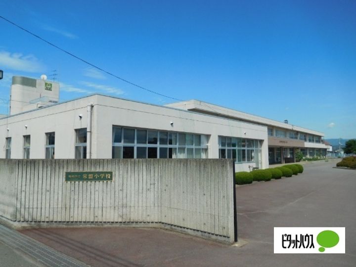 Le・ciel IIの周辺