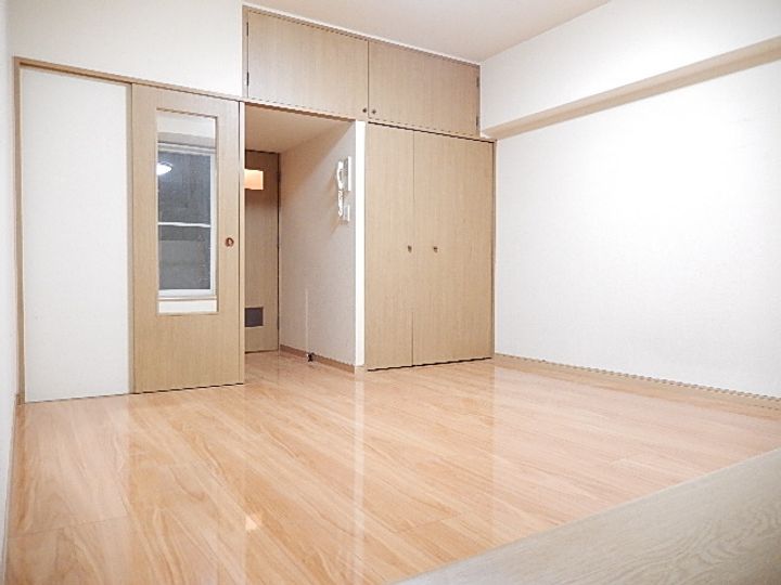 エステートモア平尾パージュの内装