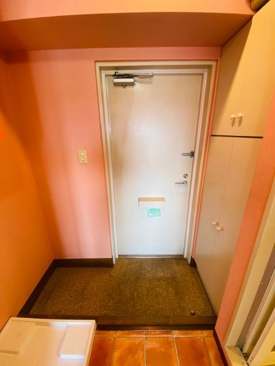 共立リライアンス八王子IIの玄関