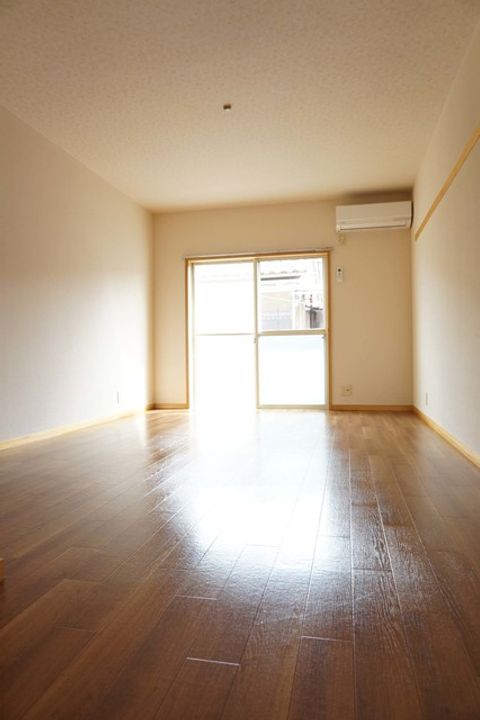 メゾン小林の居間