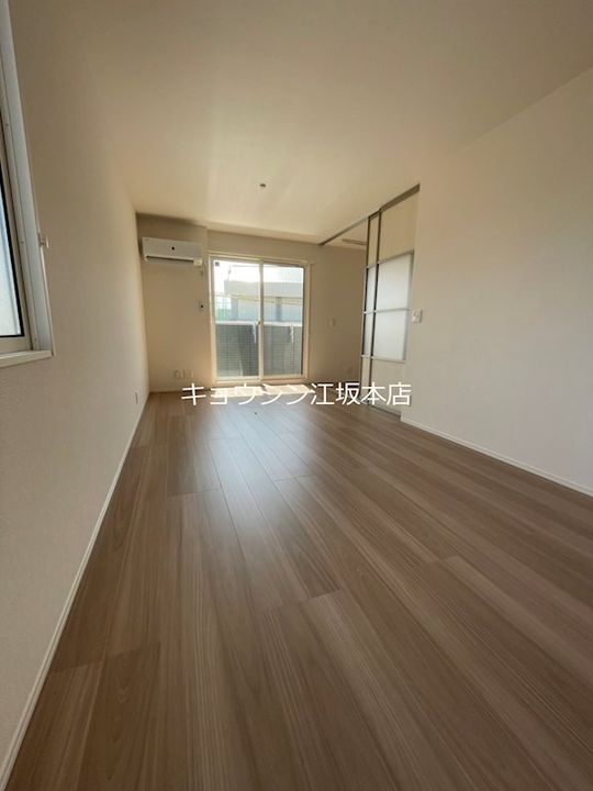 D-room山田AJの居間