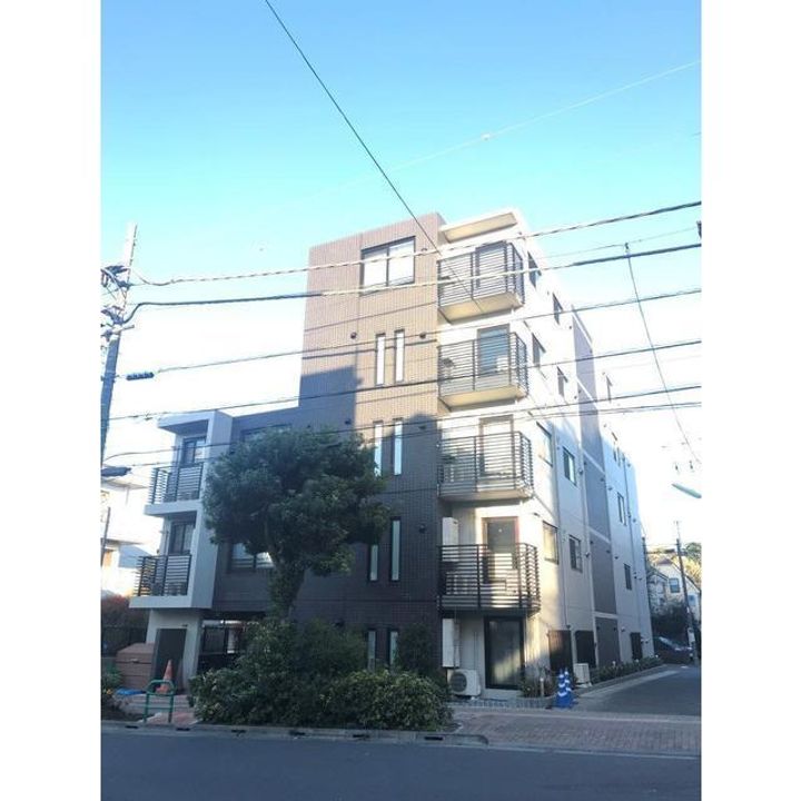 ウェルスクエアイズム高円寺の外観