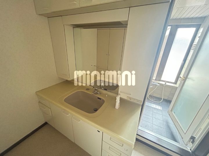 エクセルフラットの内装