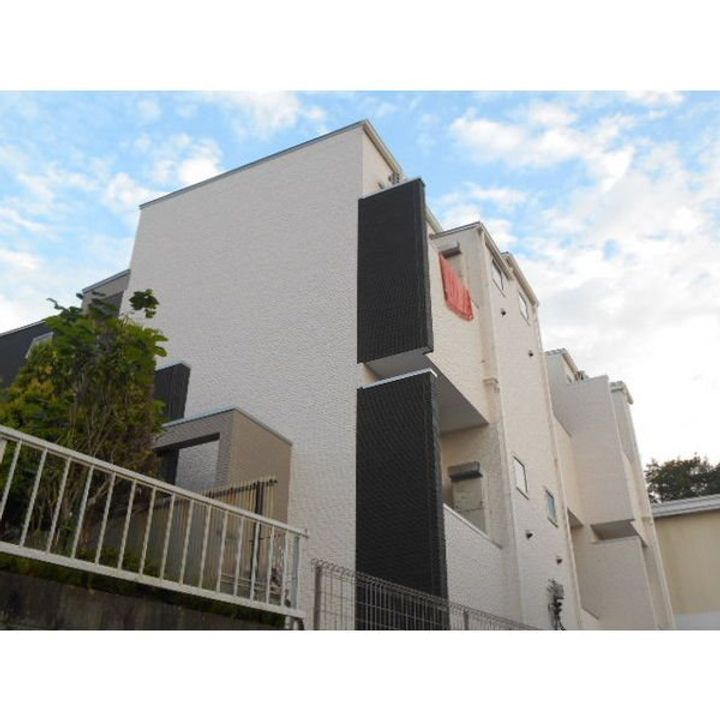 グランドレジデンス旭ヶ丘の外観