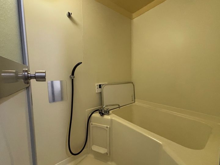 神奈川県逗子市小坪7(一戸建)の賃貸物件の風呂
