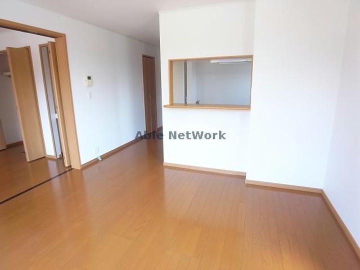 岐阜県大垣市大井1(アパート)の賃貸物件の居間