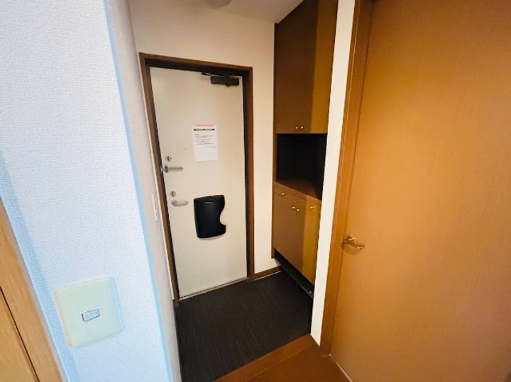 ロワールBの玄関