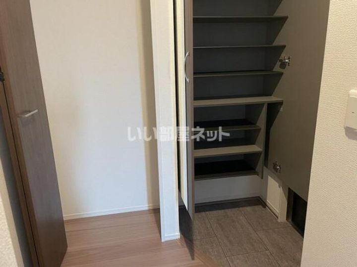 栃木県小山市三峯1(アパート)の賃貸物件の内装