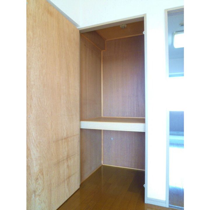 エレガンス月出の内装