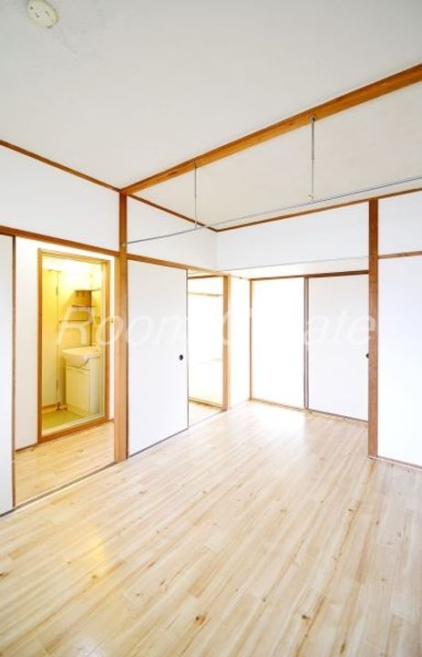 徳島サンハイツの居間