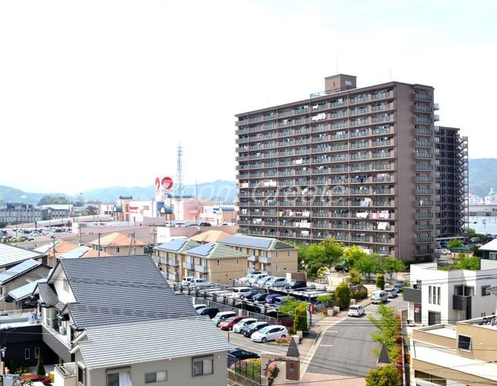 徳島サンハイツの周辺