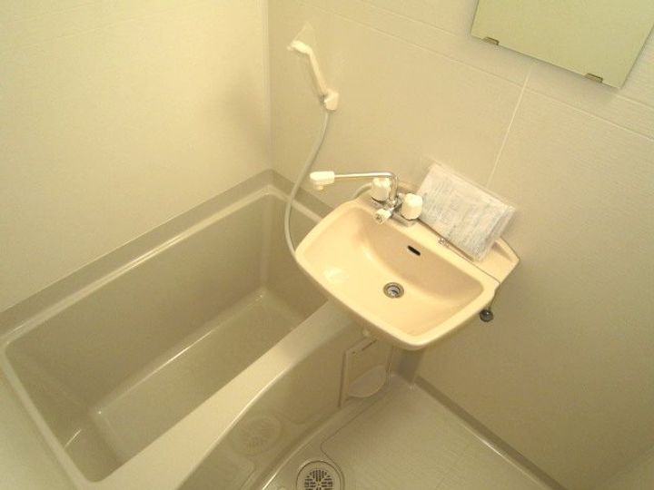 UTレジデンス港北Aの風呂