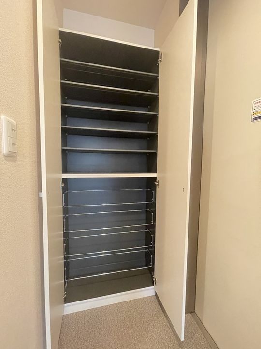 ヴィラ・セントポーリアの玄関