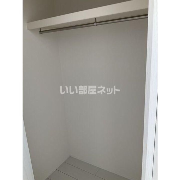 ワンリッチ金ヶ崎Bの玄関