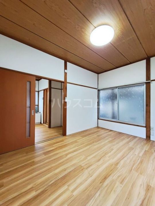 第一北野荘A棟の居間