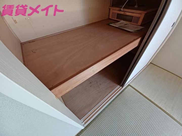 じゅねすしろやま B棟の内装