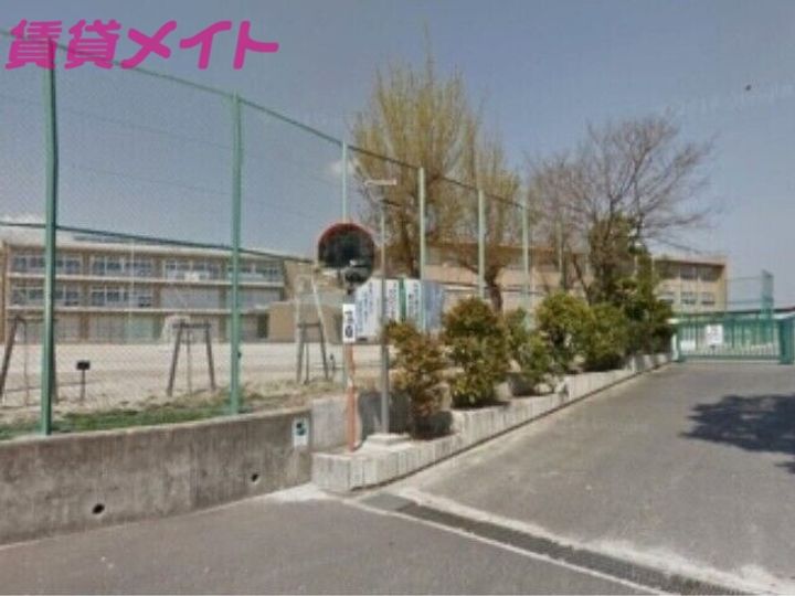 三重県四日市市東新町(一戸建)の賃貸物件の周辺