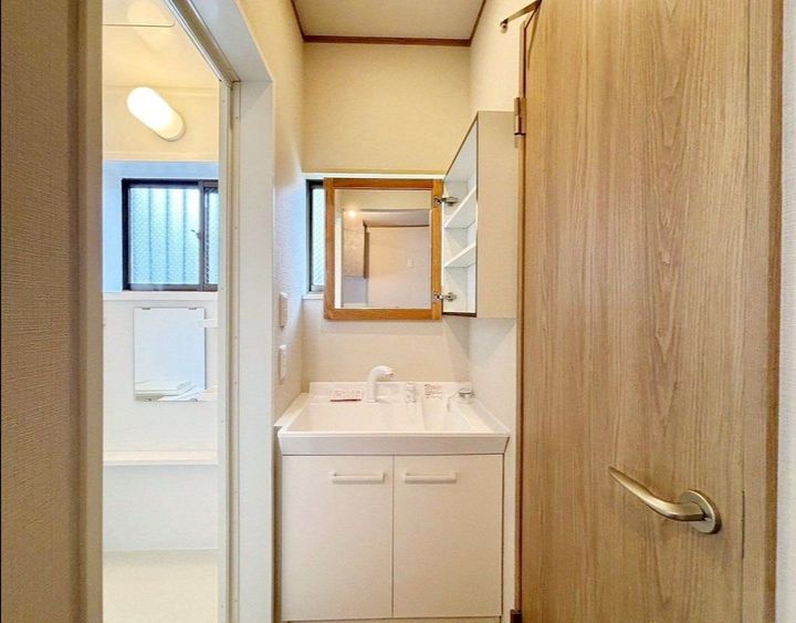 Felice Kitasenjuの内装