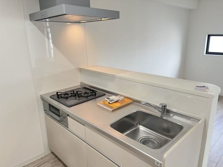 ラフィーネ放出のキッチン