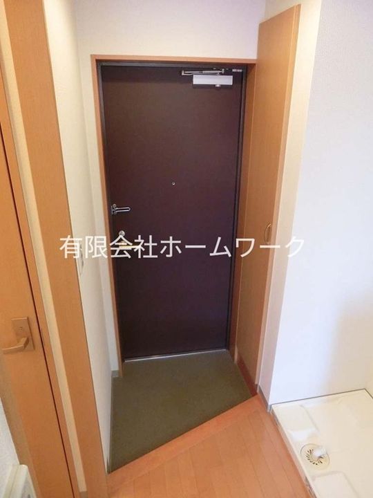 シティライズ新中野の玄関