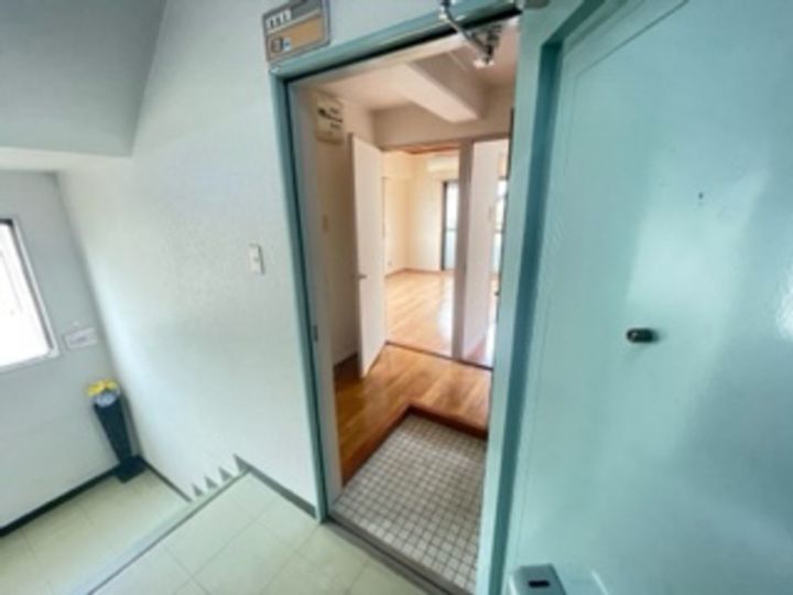 ベルメゾンドレミの玄関