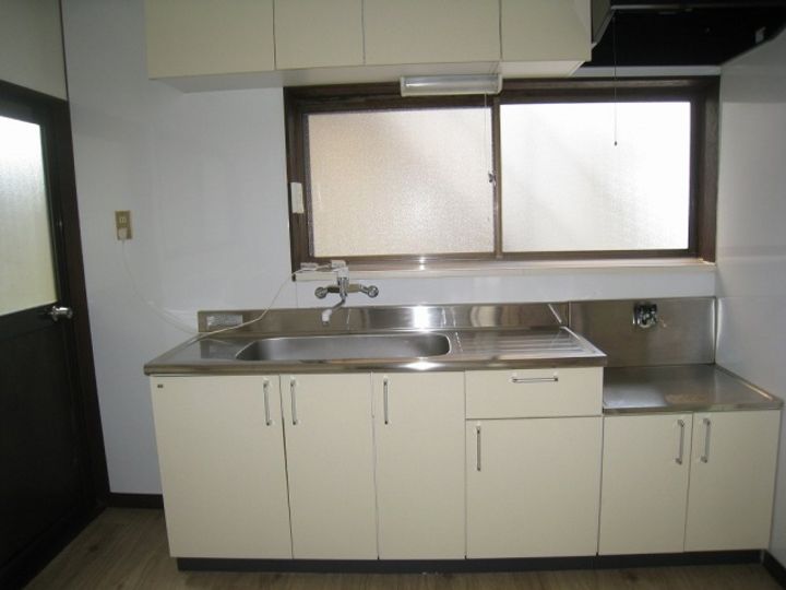 広島県広島市東区中山西1(一戸建)の賃貸物件のキッチン