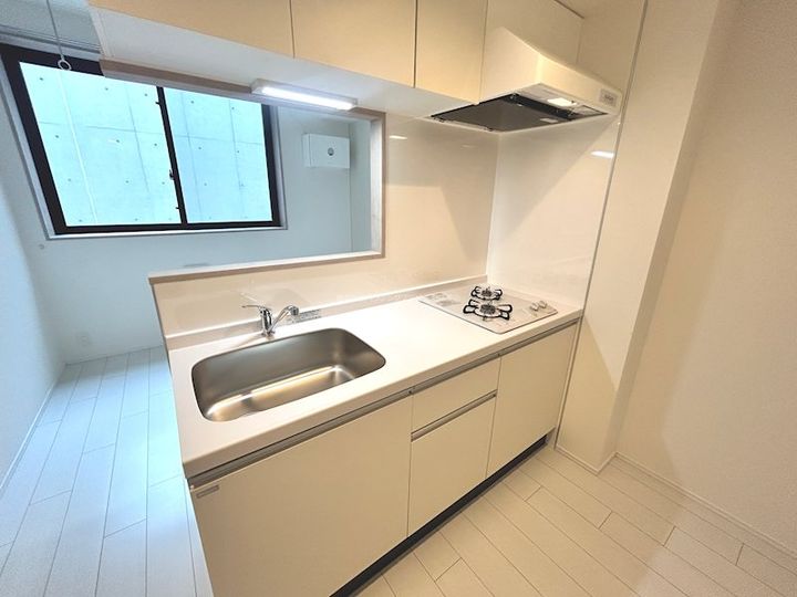 東京都世田谷区代沢3(マンション)の賃貸物件のキッチン