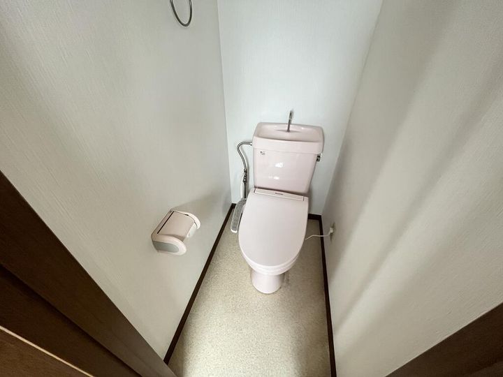 エム・イワマの内装