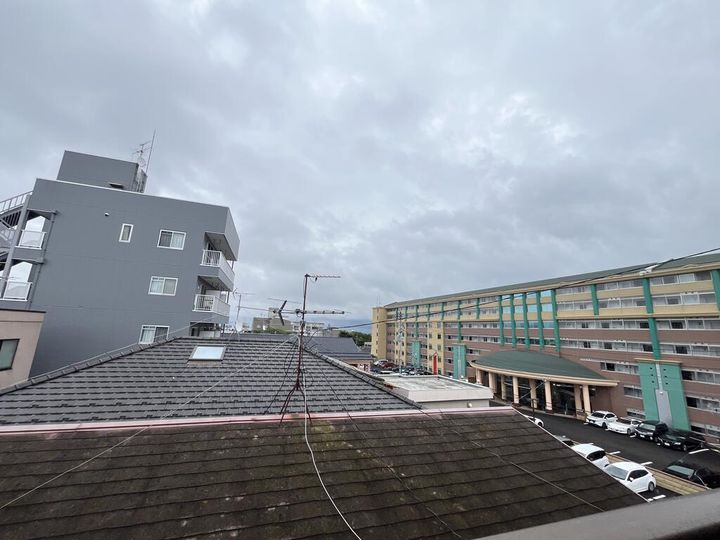 エム・イワマのその他画像