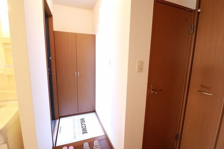 福岡県北九州市小倉南区中曽根東3(アパート)の賃貸物件の玄関