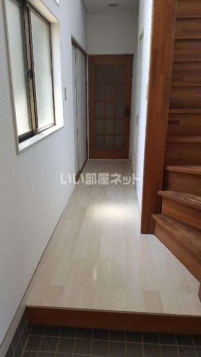 埼玉県行田市大字埼玉(一戸建)の賃貸物件の玄関