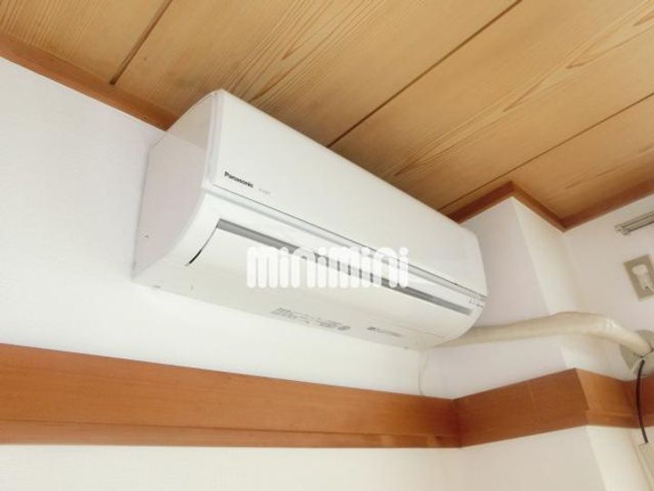 セントラルスクウェア秦の内装