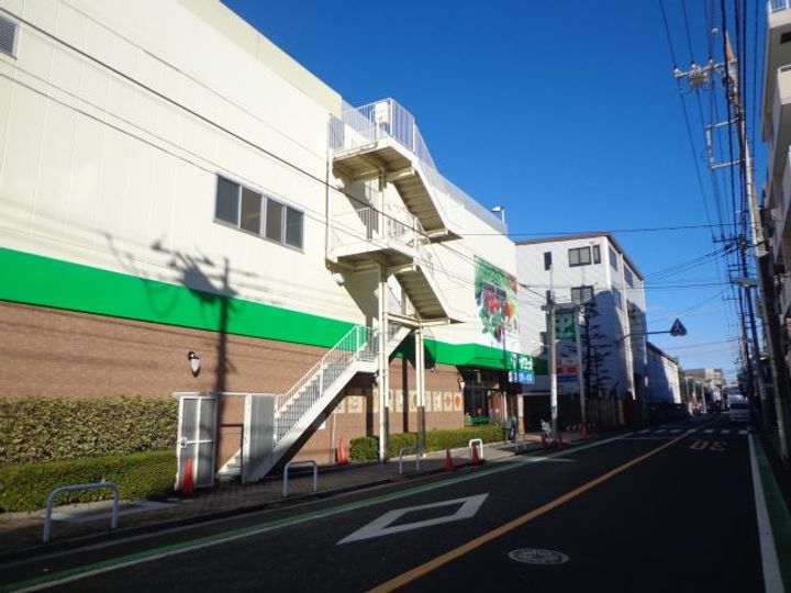 セントラルスクウェア秦の周辺