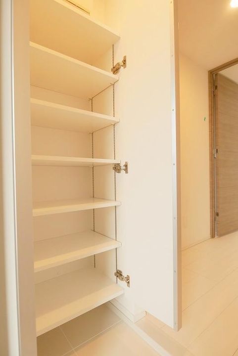 東京都渋谷区大山町の賃貸マンションの玄関
