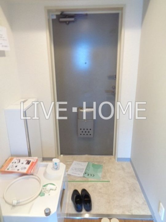 東京都杉並区西荻南3(マンション)の賃貸物件の玄関